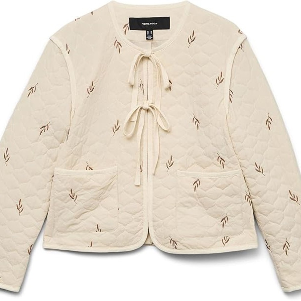 NWT Vero Moda Evelyn Cream Quilted Tie Front Short Jacket with Brown Motifs